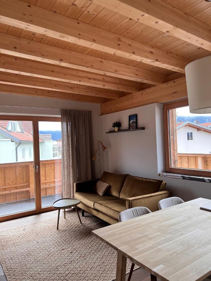 Chic Lodge-Apartments Ehrwald Buitenkant foto