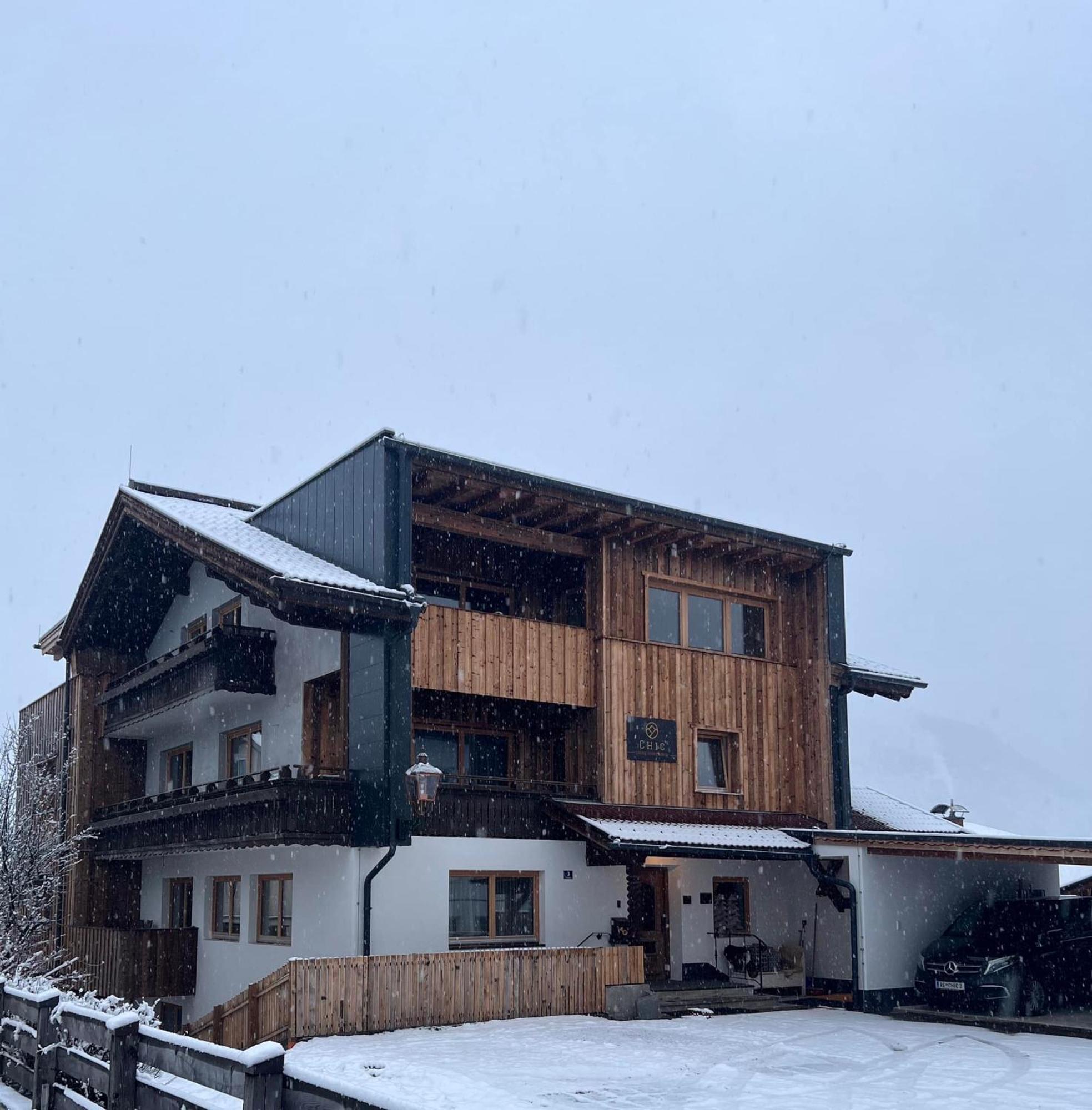 Chic Lodge-Apartments Ehrwald Buitenkant foto